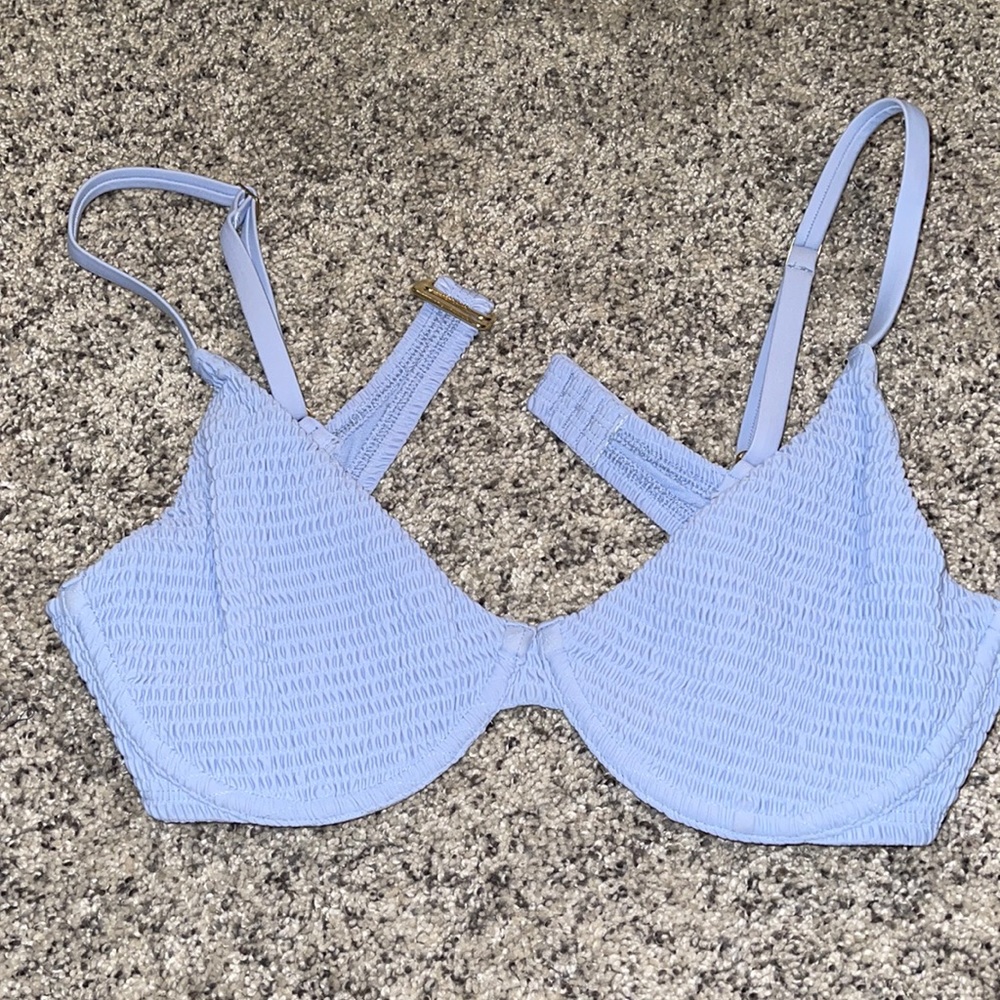 NEW Hollister Scrunch Underwire Bikini Swim Top